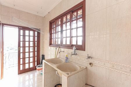 Casa à venda com 405m², 3 quartos e 2 vagas