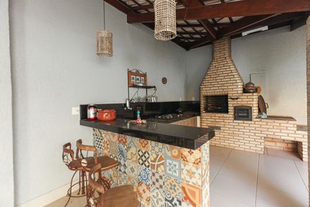 Casa à venda com 405m², 3 quartos e 2 vagas