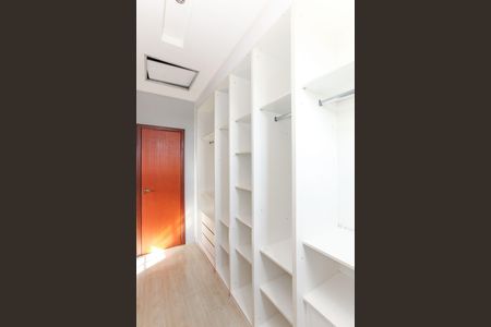 Casa à venda com 405m², 3 quartos e 2 vagas