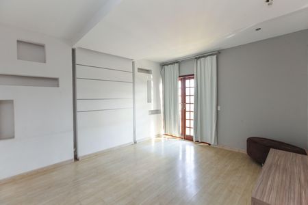 Casa à venda com 405m², 3 quartos e 2 vagas