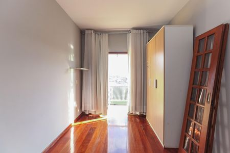 Casa à venda com 405m², 3 quartos e 2 vagas
