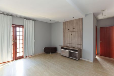 Casa à venda com 405m², 3 quartos e 2 vagas