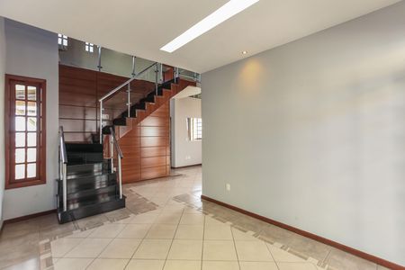 Casa à venda com 405m², 3 quartos e 2 vagas