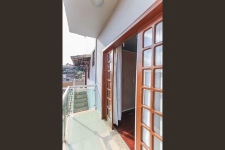 Casa à venda com 405m², 3 quartos e 2 vagas