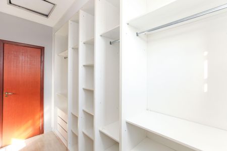 Casa à venda com 405m², 3 quartos e 2 vagas
