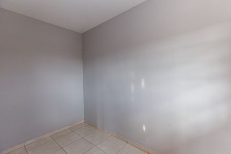 Casa à venda com 3 quartos, 405m² em Olaria, Contagem