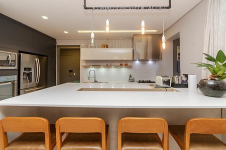 Apartamento à venda com 134m², 3 quartos e 2 vagas Apartamento à venda com 134m², 3 quartos e 2 vagasCozinha