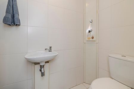 Apartamento à venda com 134m², 3 quartos e 2 vagas Apartamento à venda com 134m², 3 quartos e 2 vagasBanheiro de Serviço