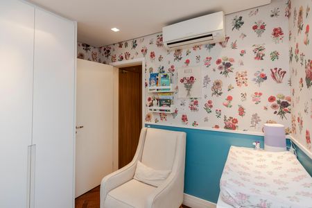 Apartamento à venda com 134m², 3 quartos e 2 vagas Apartamento à venda com 134m², 3 quartos e 2 vagasSuíte 2