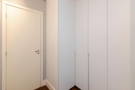 Apartamento à venda com 134m², 3 quartos e 2 vagas Apartamento à venda com 134m², 3 quartos e 2 vagasSuíte 1