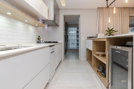 Apartamento à venda com 134m², 3 quartos e 2 vagas Apartamento à venda com 134m², 3 quartos e 2 vagasCozinha