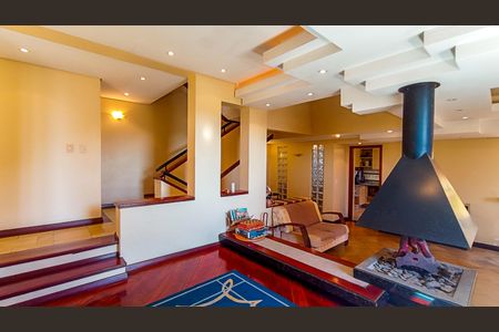 Sala  de casa de condomínio à venda com 4 quartos, 379m² em Menino Deus, Porto Alegre