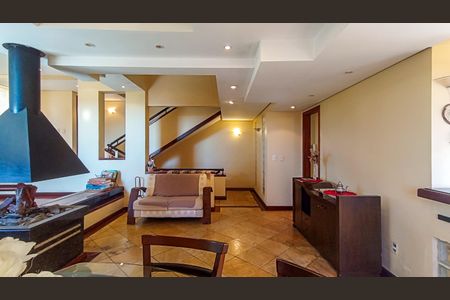 Casa de condomínio à venda com 379m², 4 quartos e 2 vagasSala de Jantar