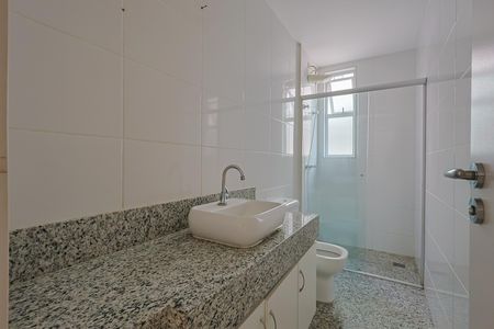Apartamento à venda com 126m², 4 quartos e 3 vagas