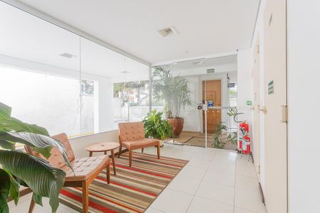 Hall social de apartamento para alugar com 2 quartos, 71m² em Vila Madalena, São Paulo