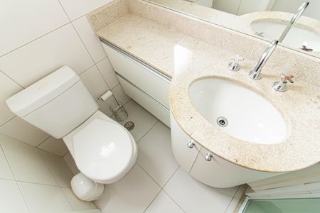 Apartamento para alugar com 65m², 2 quartos e 2 vagasBanheiro da Suíte