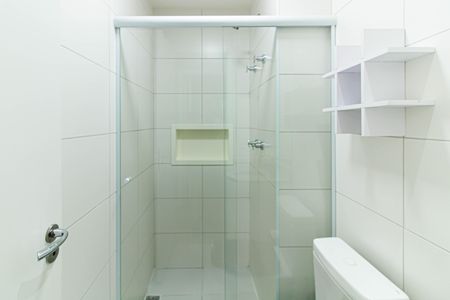 Apartamento para alugar com 65m², 2 quartos e 2 vagasBanheiro
