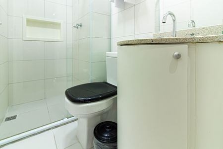 Apartamento para alugar com 65m², 2 quartos e 2 vagasBanheiro