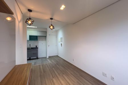 Sala de apartamento para alugar com 2 quartos, 42m² em Liberdade, São Paulo