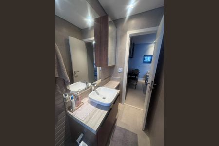 Banheiro de apartamento para alugar com 1 quarto, 41m² em Jardim Paulista, São Paulo