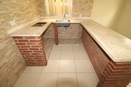Casa para alugar com 45m², 2 quartos e 1 vagaSala / Cozinha