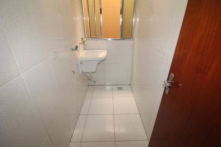Área de Serviço de casa para alugar com 2 quartos, 45m² em Vila Barbosa, São Paulo