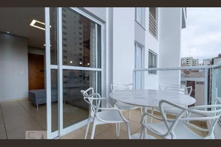Apartamento para alugar com 80m², 3 quartos e 2 vagas Apartamento para alugar com 80m², 3 quartos e 2 vagasVaranda
