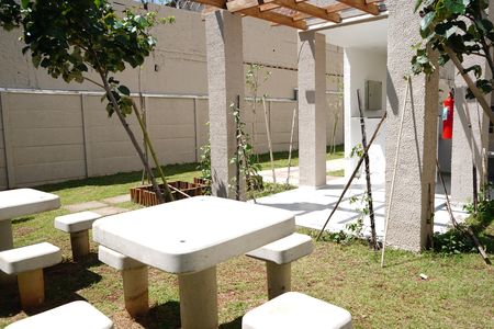 Apartamento para alugar com 33m², 2 quartos e sem vagaÁrea comum - Churrasqueira