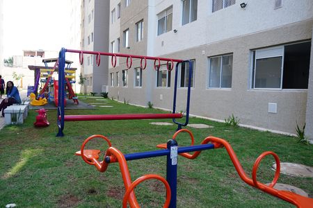 Apartamento para alugar com 33m², 2 quartos e sem vagaÁrea comum - Playground