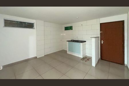 Sala - Cozinha de apartamento para alugar com 2 quartos, 50m² em Recreio dos Bandeirantes, Rio de Janeiro