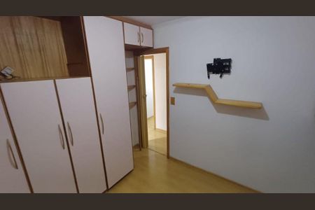 Apartamento à venda com 3 quartos, 62m² em I.a.p.i., Osasco