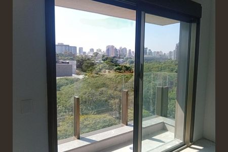 Apartamento à venda com 3 quartos, 240m² em Moema, São Paulo