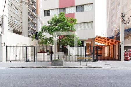 Apartamento para alugar com 98m², 3 quartos e 1 vaga Apartamento para alugar com 98m², 3 quartos e 1 vagaFachada