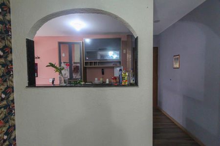 Cozinha de apartamento para alugar com 3 quartos, 64m² em Vila Ivone, São Paulo