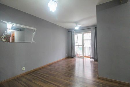 Sala de apartamento para alugar com 3 quartos, 64m² em Vila Ivone, São Paulo