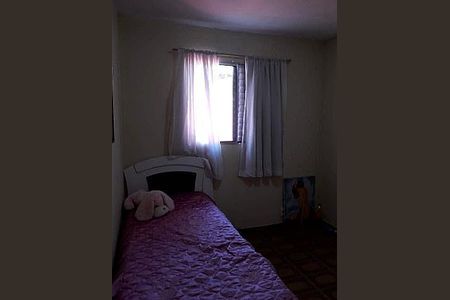 DORMITÓRIO de casa à venda com 3 quartos, 120m² em Jardim Roberto, Osasco