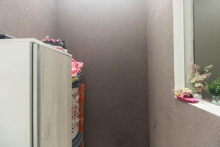 Casa de condomínio à venda com 60m², 2 quartos e 1 vagaÁrea de Serviço 