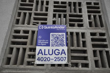 Placa de apartamento para alugar com 2 quartos, 46m² em Parque Vitoria, São Paulo