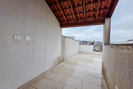 Apartamento à venda com 104m², 2 quartos e 1 vaga Apartamento à venda com 104m², 2 quartos e 1 vagaCobertura