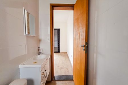 Apartamento à venda com 104m², 2 quartos e 1 vaga Apartamento à venda com 104m², 2 quartos e 1 vagaBanheiro da Suíte