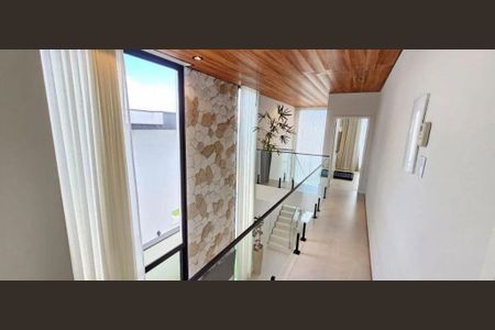 Casa à venda com 4 quartos, 252m² em Jardim Ermida I, Jundiaí