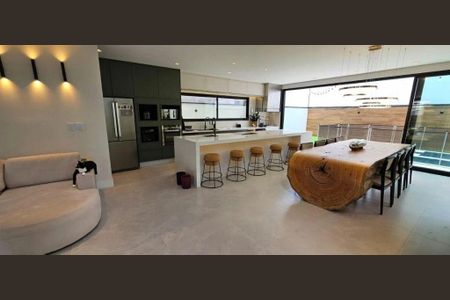 Casa à venda com 4 quartos, 252m² em Jardim Ermida I, Jundiaí
