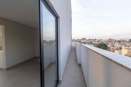 Apartamento à venda com 87m², 2 quartos e 2 vagasVaranda