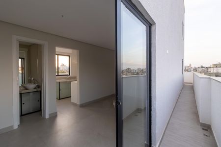 Apartamento à venda com 87m², 2 quartos e 2 vagasVaranda