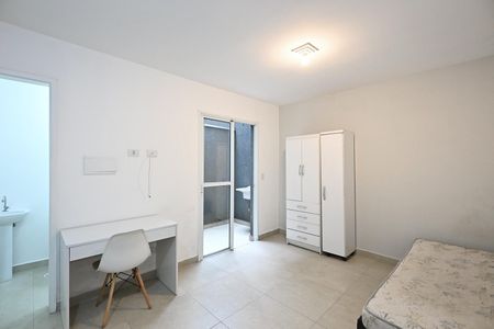 Sala/Quarto de kitnet/studio para alugar com 1 quarto, 25m² em Jardim Peri Peri, São Paulo