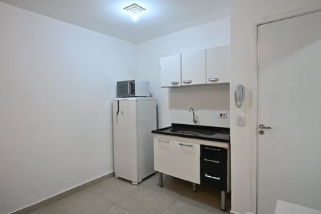 Cozinha de kitnet/studio para alugar com 1 quarto, 25m² em Jardim Peri Peri, São Paulo