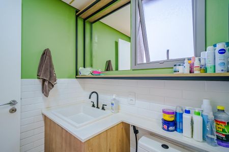Apartamento à venda com 154m², 4 quartos e 2 vagas Apartamento à venda com 154m², 4 quartos e 2 vagasBanheiro da Suíte 3