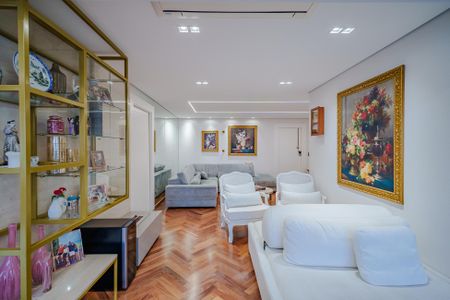 Apartamento à venda com 154m², 4 quartos e 2 vagas Apartamento à venda com 154m², 4 quartos e 2 vagasSala