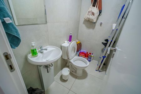 Apartamento à venda com 154m², 4 quartos e 2 vagas Apartamento à venda com 154m², 4 quartos e 2 vagasBanheiro 4