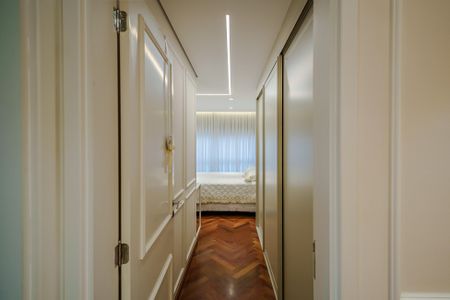 Apartamento à venda com 154m², 4 quartos e 2 vagas Apartamento à venda com 154m², 4 quartos e 2 vagasSuíte 1